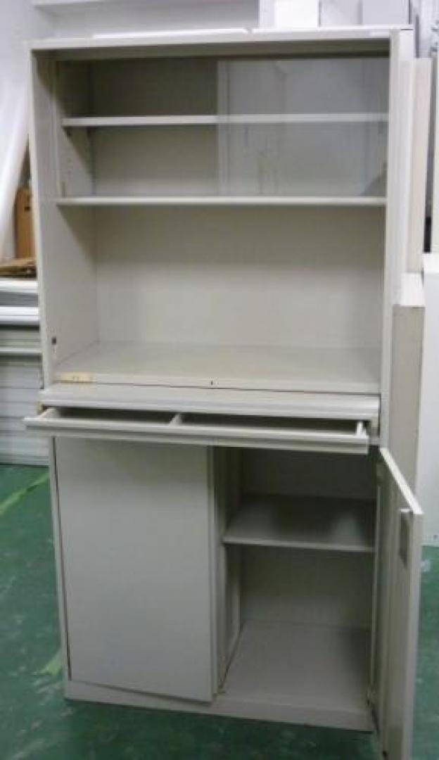 ■キッチンキャビネット■上部ガラス引き違い　食器類の整理に■限定1台特価品★
                                    中古
            