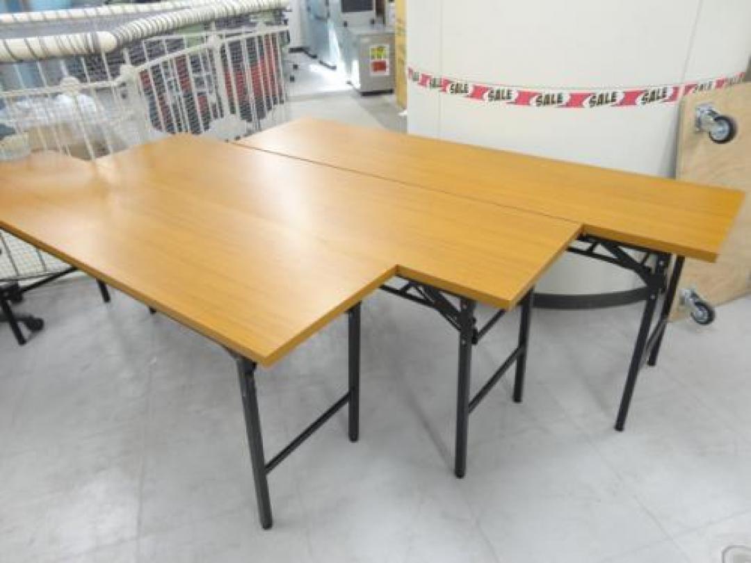 ■折り畳みテーブル3台セット【セット商品】
                                    中古
            