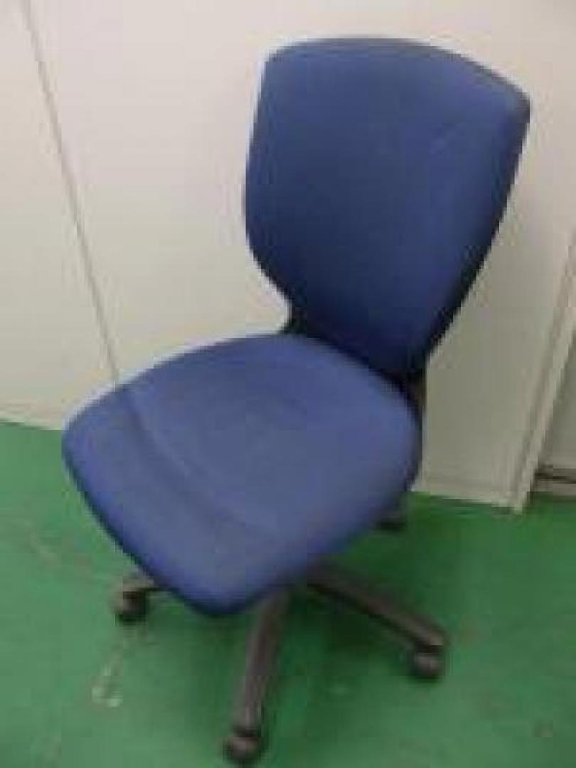 【チェア】2脚揃いシリーズ◆通常6,300⇒4,200円◆多少の使用感がある為、お安くご提供中！【OAチェア】
                                    中古
            