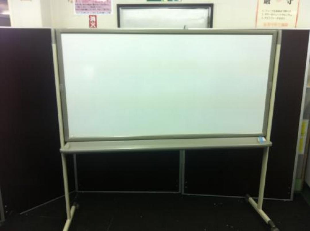 【￥１４.７５０　残り１点特価シリーズ】　自立式両面ホワイトボード
                                    中古
            