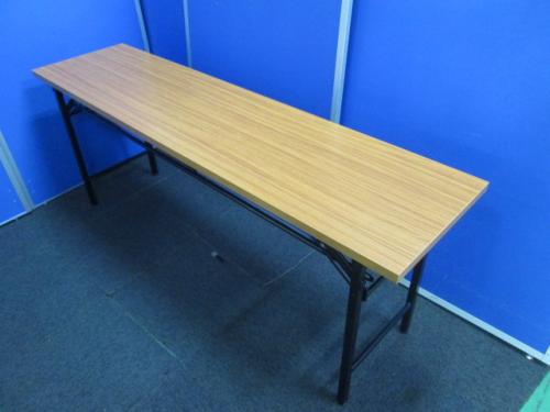 【折畳テーブル】リユース品価格　￥3150
                                    中古
            