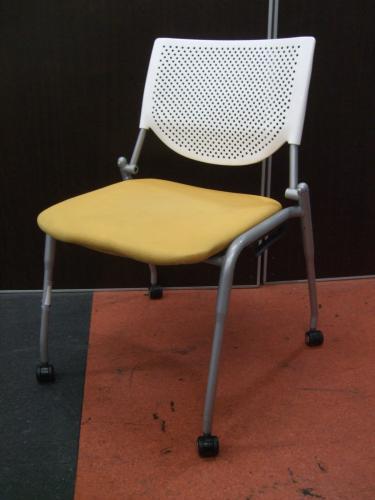 【5月限定価格！】コクヨ製プロスタックチェア入荷致しました【5/15日現在残り5脚】【会議チェア】
                                    中古
            