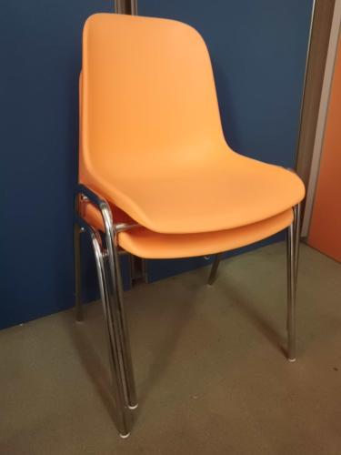 【セット商品】【アウトレット品】【スタッキング可能・オレンジ色】【会議チェア】
                                    新古品
            