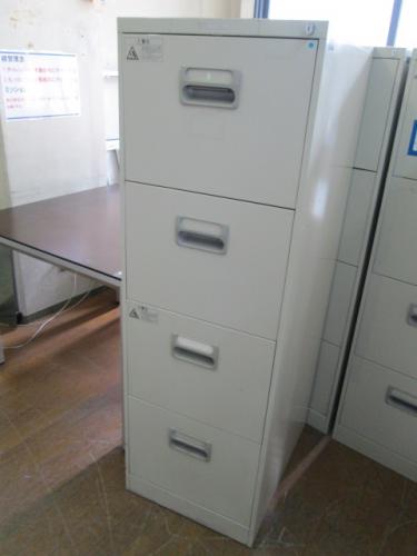 ＤＳＫ　Ｂ4ファイルキャビネット　４段
                                    中古
            
