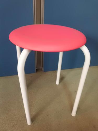 【新古品】【丸イス】
                                    新古品
            