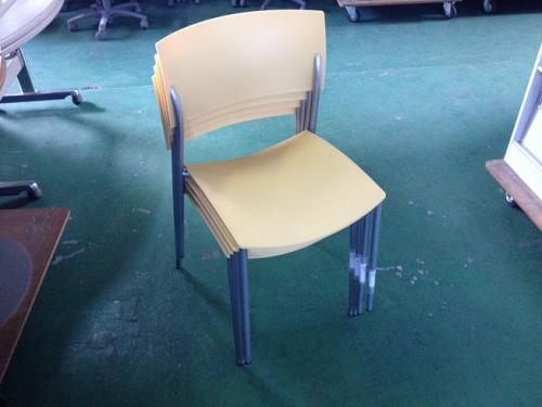 スタッキングチェア4脚セット【会議チェア】
                                    中古
            