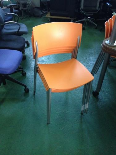 スタッキングチェア4脚セット【会議チェア】
                                    中古
            