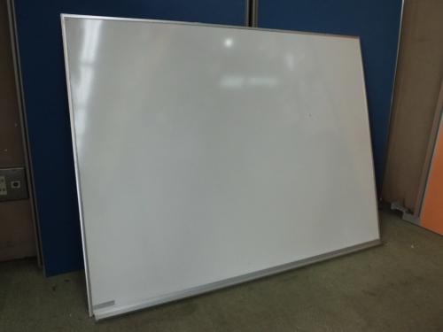 【■W1200　■無地タイプ　■粉受けの端に少々欠けあり】
                                    中古
            