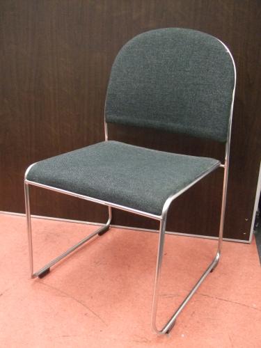 【ロット】☆人気色　ブラック　スタッキングチェア☆　　【会議チェア】
                                    中古
            