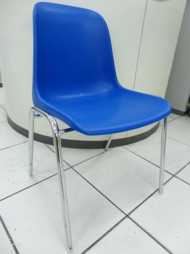 ■ブルー　スタキングチェア【会議チェア】
                                    中古
            
