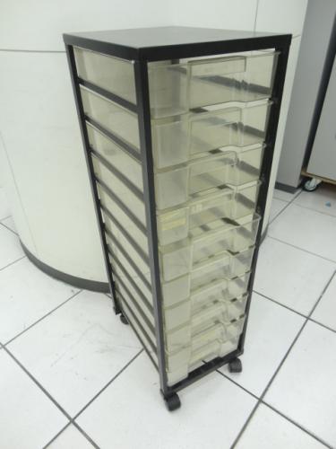 ■クリアケース　10段
                                    中古
            