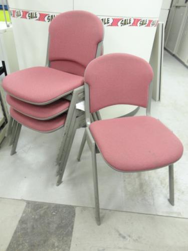 ■内田洋行製　スタッキングチェア　４脚セット【会議チェア】
                                    中古
            