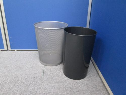 小型ダストボックス　2個セット
                                    中古
            