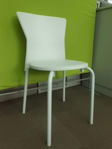 【新古品】【ミーティングチェア】|大阪、滋賀、福井等、全国へ配送しております!【会議チェア】
                        ベルニナチェア
                                    新品
            