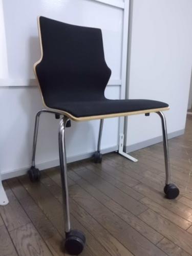 【事務機】|キャスター付｜安価品|ミーティングチェア【会議チェア】
                                    中古
            