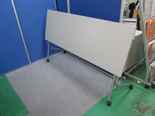 【オカムラ製　スタックテーブル】重ねて収納！
                                    中古
            