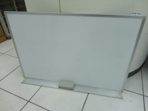 ■イトーキ(ITOKI)製　壁掛けホワイトボード
                                    中古
            