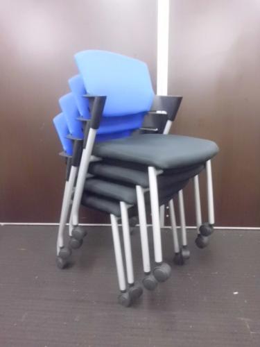 【￥２４.０００　４脚セット商品シリーズ】　コクヨ製　プロッティチェア×４脚セット　■　状態良好　【セット商品】【会議チェア】
                                    中古
            
