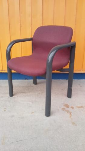 ワンコインチェア　500円（税込）【会議チェア】
                                    中古
            