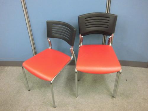 コクヨ製スタックチェア　お得な4脚セット【会議チェア】
                                    中古
            