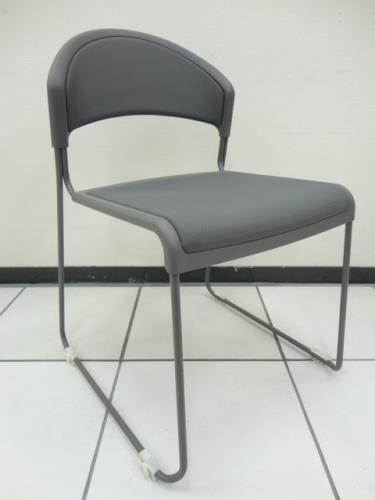 内田洋行(UCHIDA) スタッキングチェア MP-140【会議チェア】
                                    中古
            