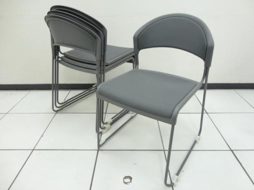 内田洋行製(UCHIDA) MP-140 スタッキングチェア 4脚セット【会議チェア】
                                    中古
            