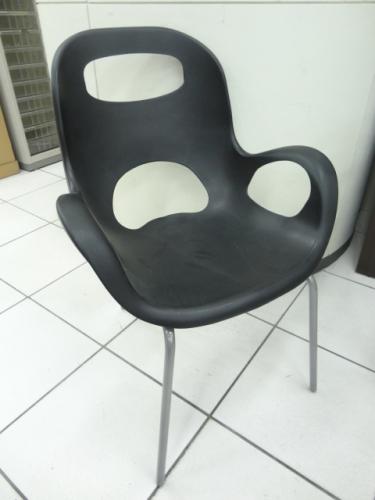 Umbre製 オーチェア スタッキングチェア【会議チェア】
                                    中古
            