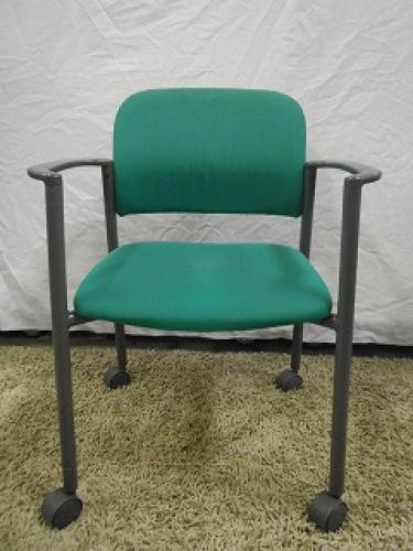 コクヨ製■CK-100シリーズ■スタッキングチェア■4脚入荷【会議チェア】
                                    中古
            