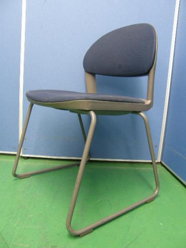 【セット商品】スタッキングチェア4脚セット　コクヨ製　ブルー ■単体で買うよりも1050円オトク！【会議チェア】
                                    中古
            