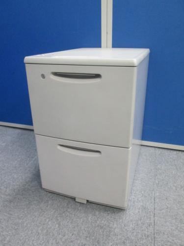 【大量入荷】【オカムラ製　ＳＤシリーズ2段ワゴン】Ａ4書類が2段入ります
                                    中古
            