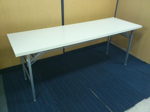 【折り畳みテーブル】【7/9入荷】<br>【色：ホワイト】【在庫：2台】
                                    中古
            