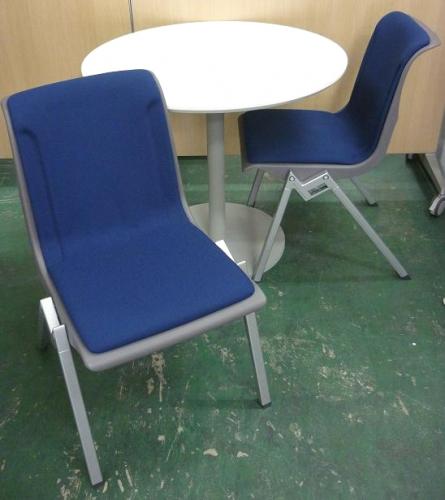 【セット商品】　丸テーブル＋コクヨ(KOKUYO)　CY-300KJ68<br>おしゃれフレームのレアアイテム【会議チェア】
                                    中古
            