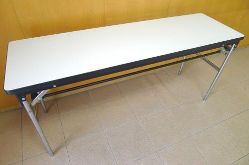 折りたたみテーブル｜ホワイト天板｜中古オフィス家具大阪
                                    中古
            