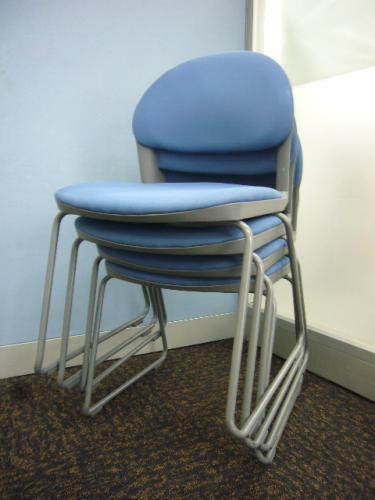 【4脚セット】コクヨ製ミーティングチェア150シリーズ！もうミーティングチェアの定番といえばこのタイプ！！【会議チェア】
                                    中古
            