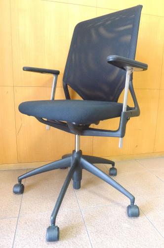 難有り｜特価品｜Meda２チェア｜背メッシュ｜リクライニング不良｜高級チェア｜中古オフィス家具｜大阪【OAチェア】
                                    中古
            