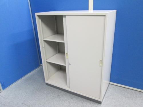 【引き違い書庫】人気の省スペースタイプ　Ａ4ファイル3段収納できます
                                    中古
            