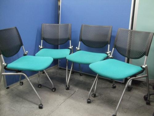 【4脚セット】オカムラ製のプロスタックチェア【グリーン】【すぐに会議できます】【会議チェア】
                                    中古
            