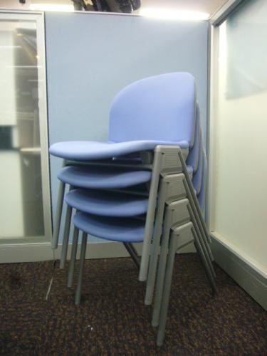 【４脚セット】コクヨ(KOKUYO)　会議用チェア　CYシリーズ【今なら16脚揃います！】状態良好品！！【会議チェア】
                                    中古
            