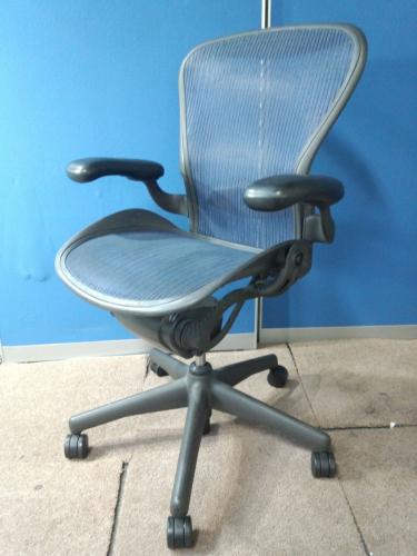 中古】アーロンチェア Herman Miller/ハーマンミラー 肘付ハイバック