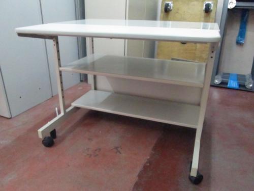 プリンター台
                                    中古
            