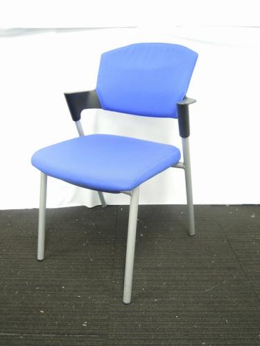 【ラスト1脚！状態良好！】コクヨ KOKUYO |  プロッティー Protty | スタッキングチェア | ブルー | CK-597CJN67N | セミナー用や会議用チェアにお勧め【中古オフィスチェア】【会議チェア】
                                    中古
            