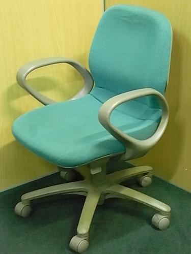 【オカムラ】 ｜ okamura | CXチェア　肘付き【OAチェア】
                                    中古
            