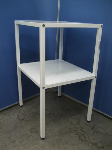 その他メーカー ｜ 【電話台】　状態良好　少し小さめの電話台
                                    中古
            