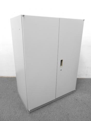 ■両開き書庫　■A4収納3段タイプ　■イトーキ　シンラインシリーズ
                                    中古
            