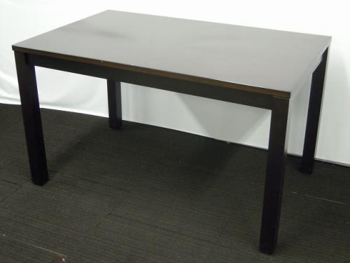 【若干キズあり】木製ミーティングテーブル　ダイニングテーブル　【おつとめ品】
                                    中古
            