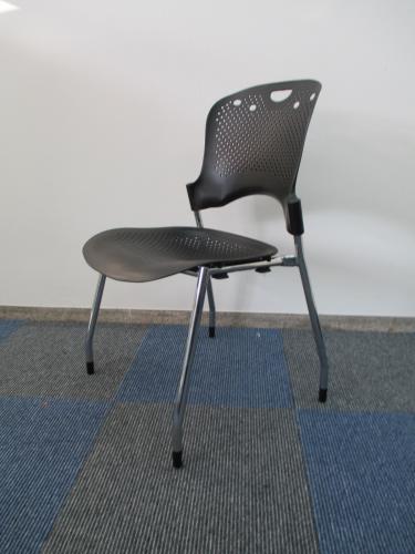 【ミーティングチェア】【スタッキング】【リプロダクト】Caper Chair　ケイパーチェア 　中古品希少【会議チェア】
                                    中古
            