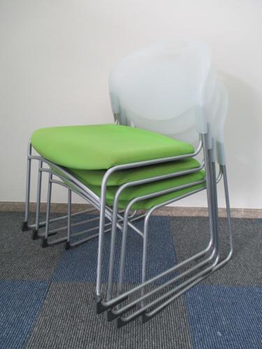 【ミーティングチェア】【セット商品】スタッキングチェア4脚セット　KLC-111CB-Z5L7　グリーン【会議チェア】
                                    中古
            