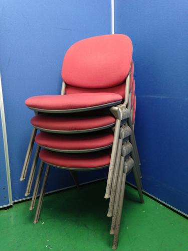 【スタッキングチェア】会議室用のチェア■オカムラ製◆6脚在庫ございます！！W1800のミーティングテーブルにぴったり＾＾【会議チェア】
                                    中古
            