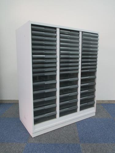 【クリスタルトレイ】　コクヨ製エディアシリーズ　浅型30トレイ＆深型18トレイの混合　
                                    中古
            