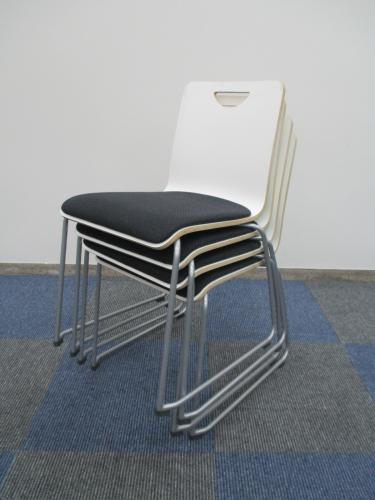 【2脚セット商品】【デザインチェア】【ミーティングチェア】　オカムラ製　メディナスチェア　【スタック可能】【会議チェア】
                                    中古
            